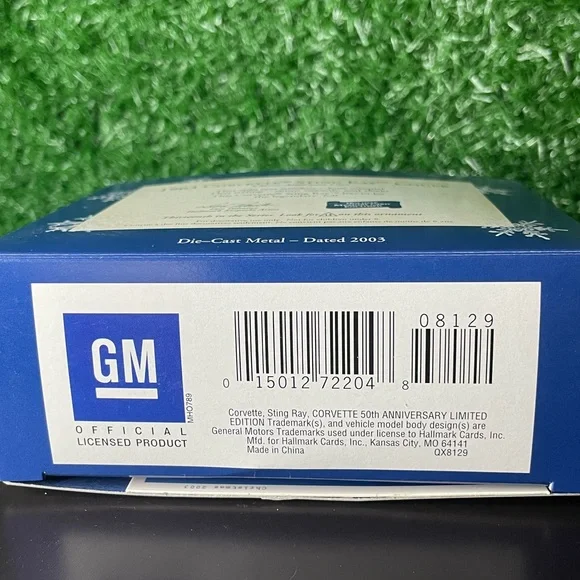 Hallmark Blue 1963 Corvette Sting Ray Coupe Ornament - Picture 4 of 4